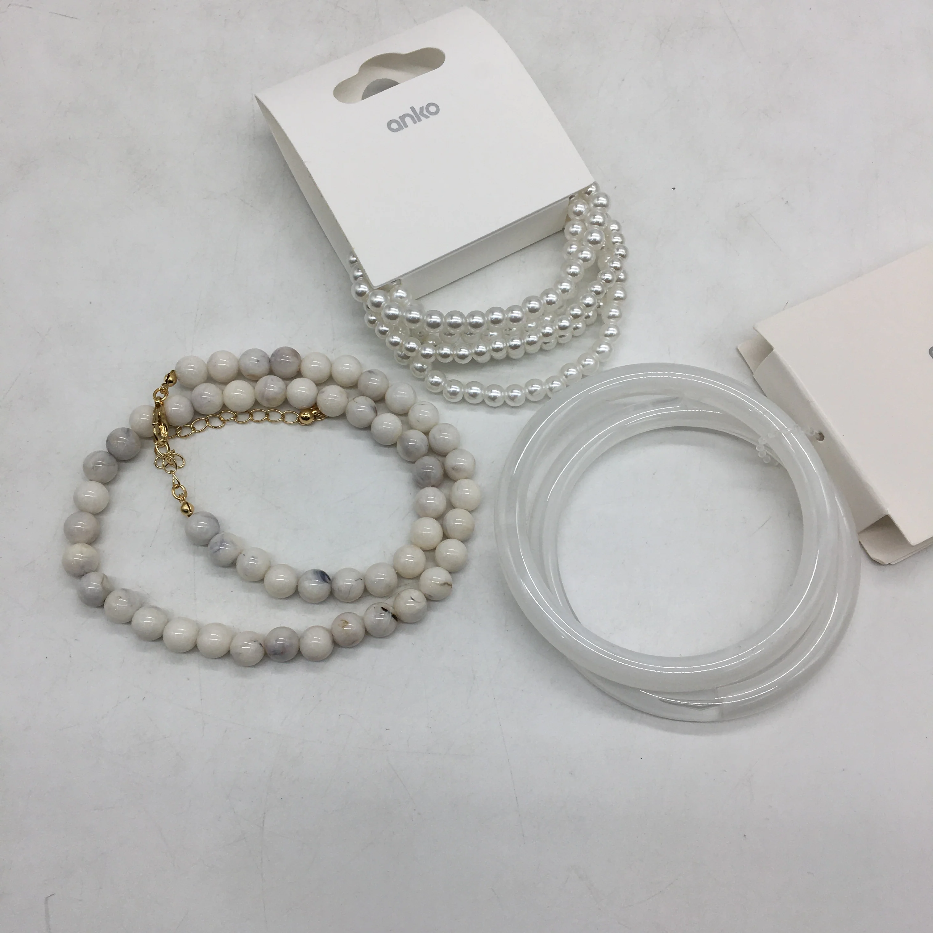 BULK PACK 9 Piece White & Pearl Tone Themed Assorted Fashion Jewellery Pack NEW - Image 2