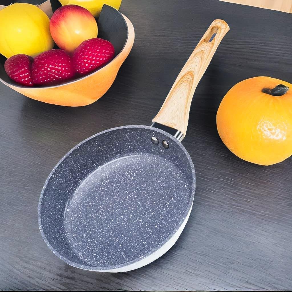 ONLY HOME Ceramic Nonstick Frying Pan Skillet, Healthy Toxin-Free, 20cm NEW - Image 3