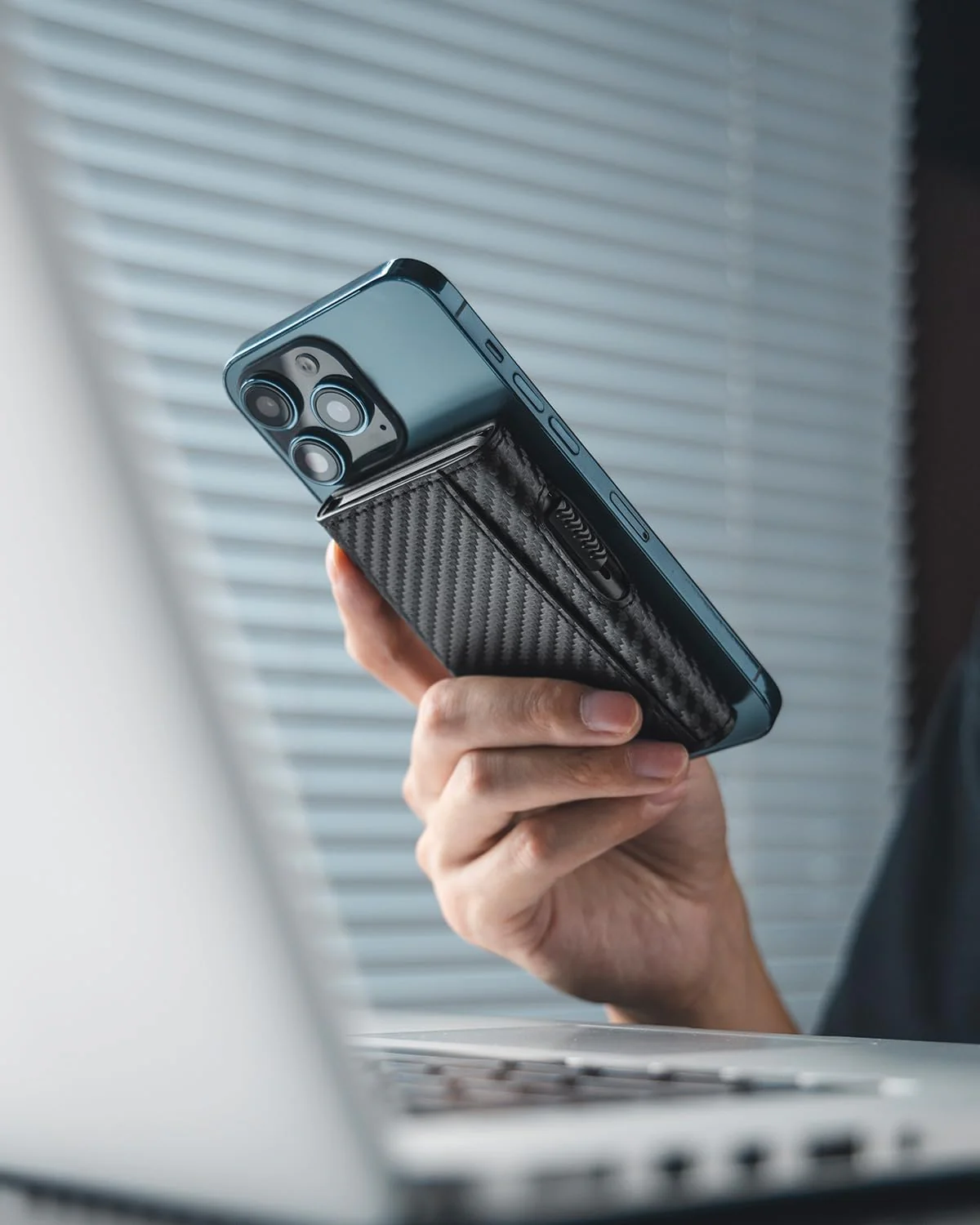 VULKIT Slim Wallets Wallet Leather Card Holder Pop-Up Phone Case Carbon DEMO - Image 4