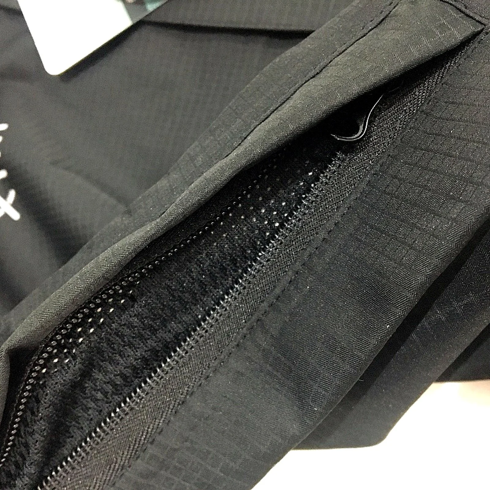 XTM Black Kakadu Seam Sealed Waterproof Rain Jacket Hooded Coat Mens Size M NEW - Image 5