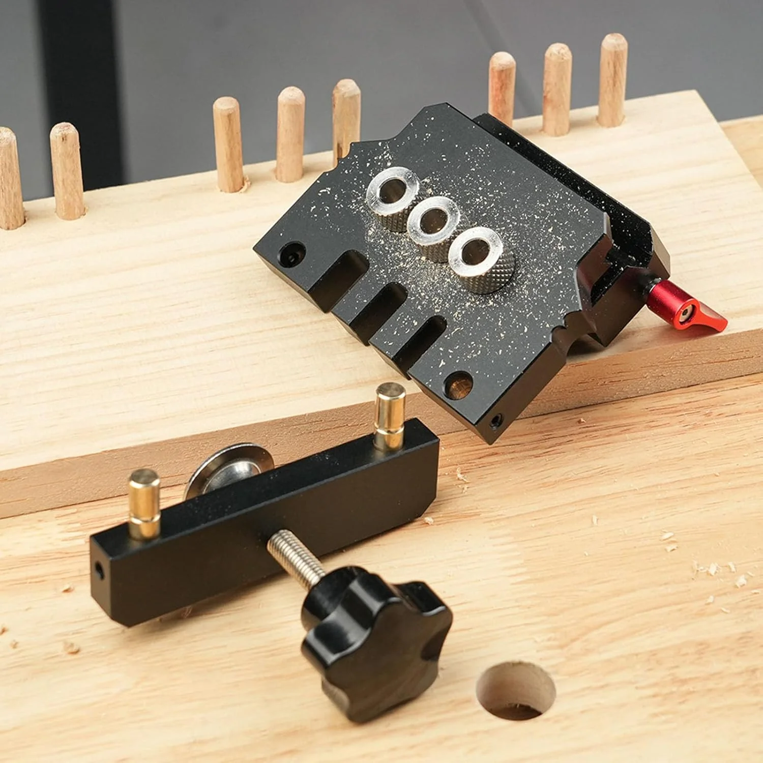 Jiawu Self-Centering Doweling Jig Kit - Drill Straight Holes Accurately DEMO - Image 3