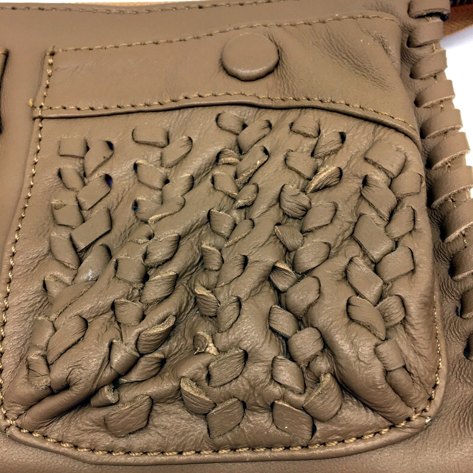 Poppy Green Womens Leather Double Pocket Clutch Purse Textured Tan Brown NEW - Image 5