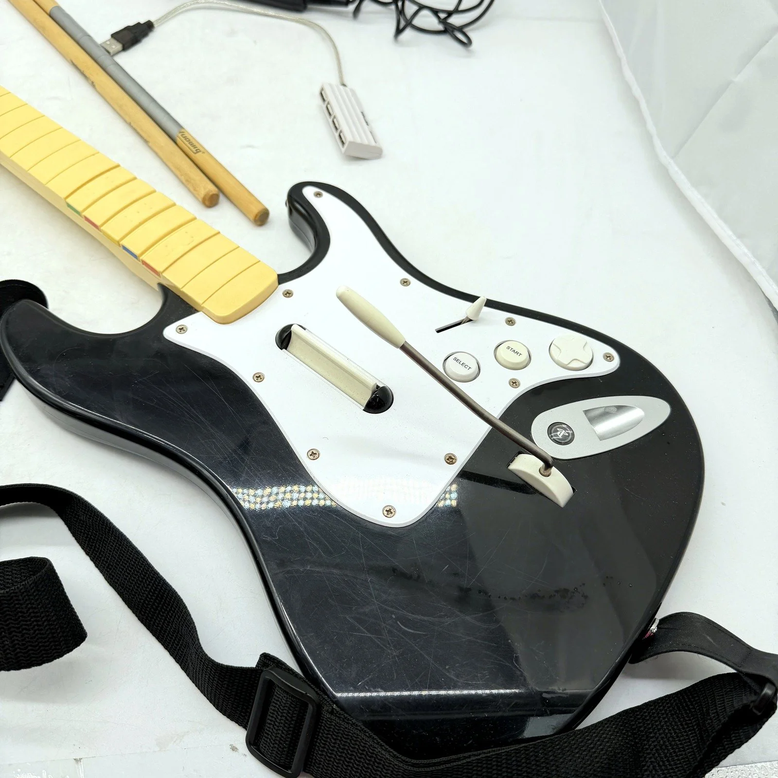 VINTAGE 2007 PS2 PS3 Rock Band Instrument Edition Drums & Fender Guitar - Image 5