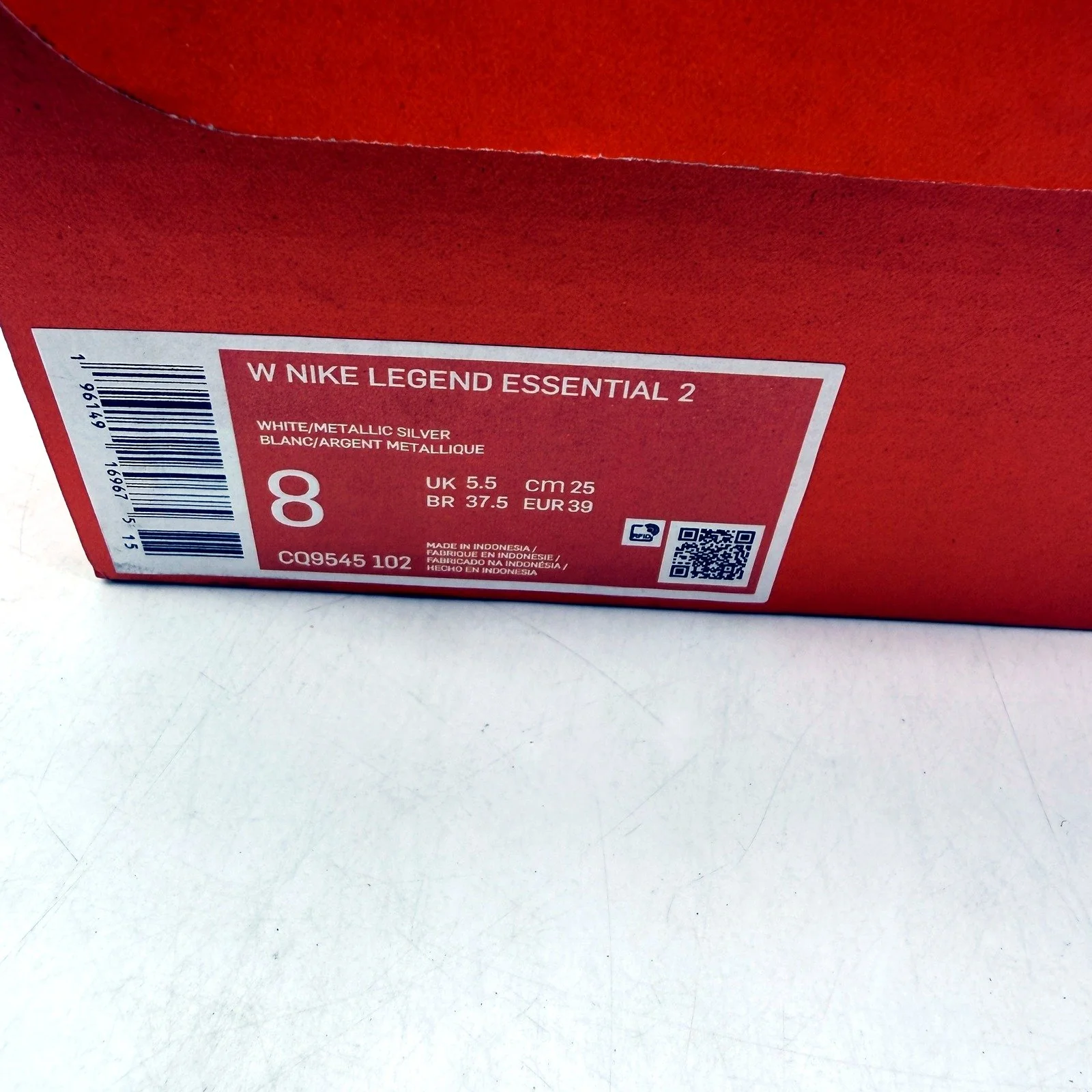 Nike Womens Legend Essential 2 Sneakers White Metallic Silver US 8 DEMO - Image 6