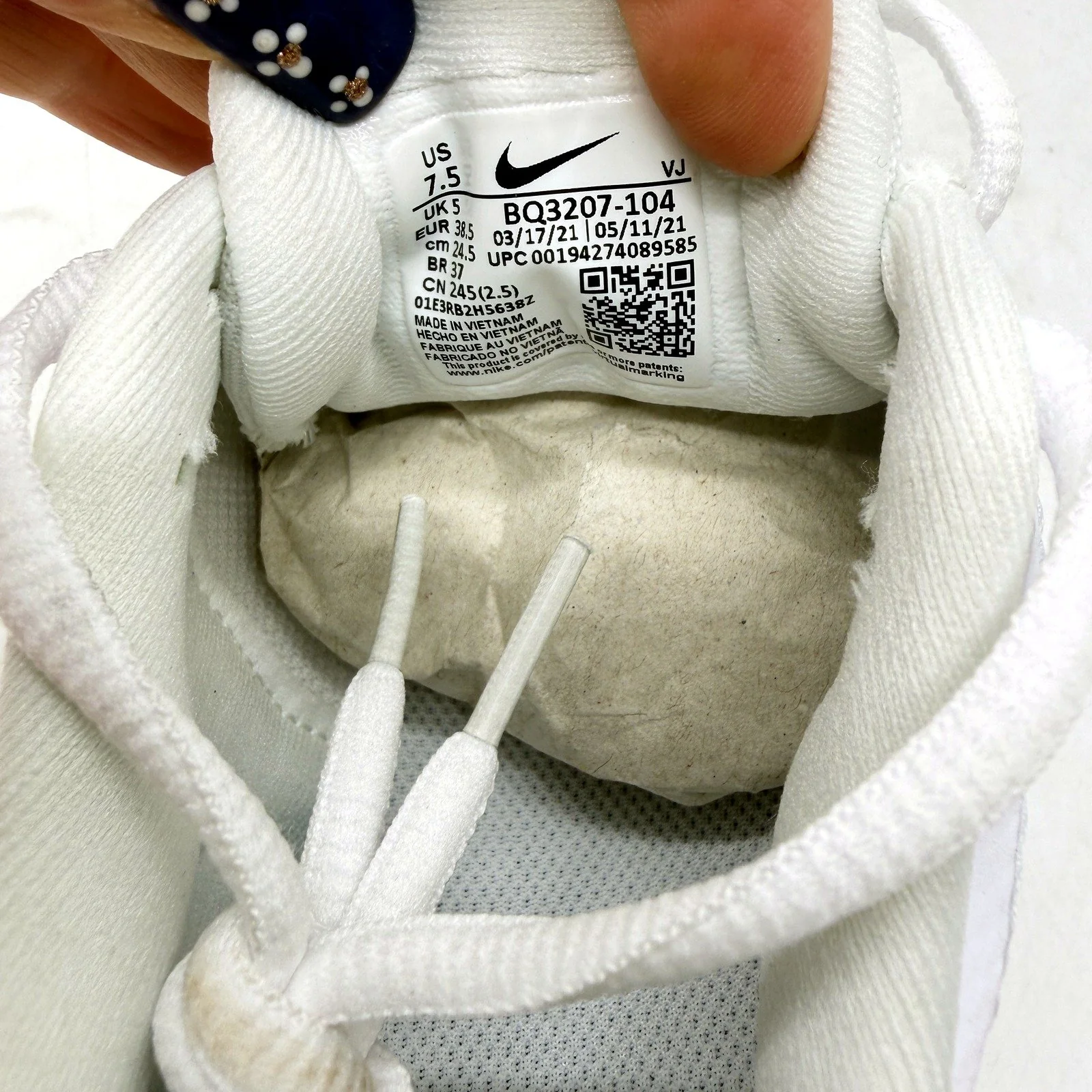 Nike Womens Revolution 5 Lightweight All White Running Shoes US 7.5 NEW - Image 5