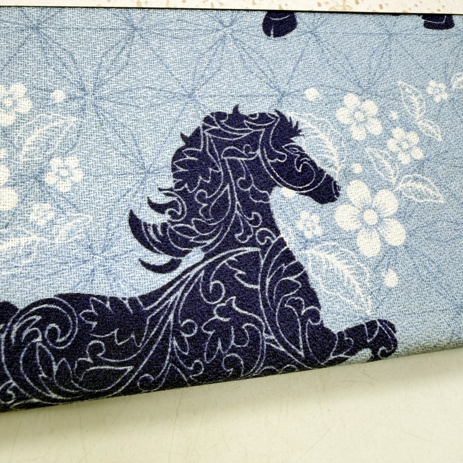 Floral & Horse Oriental Design Tablecloth Cotton Polyester 1.35m x 1.80m NEW - Image 4