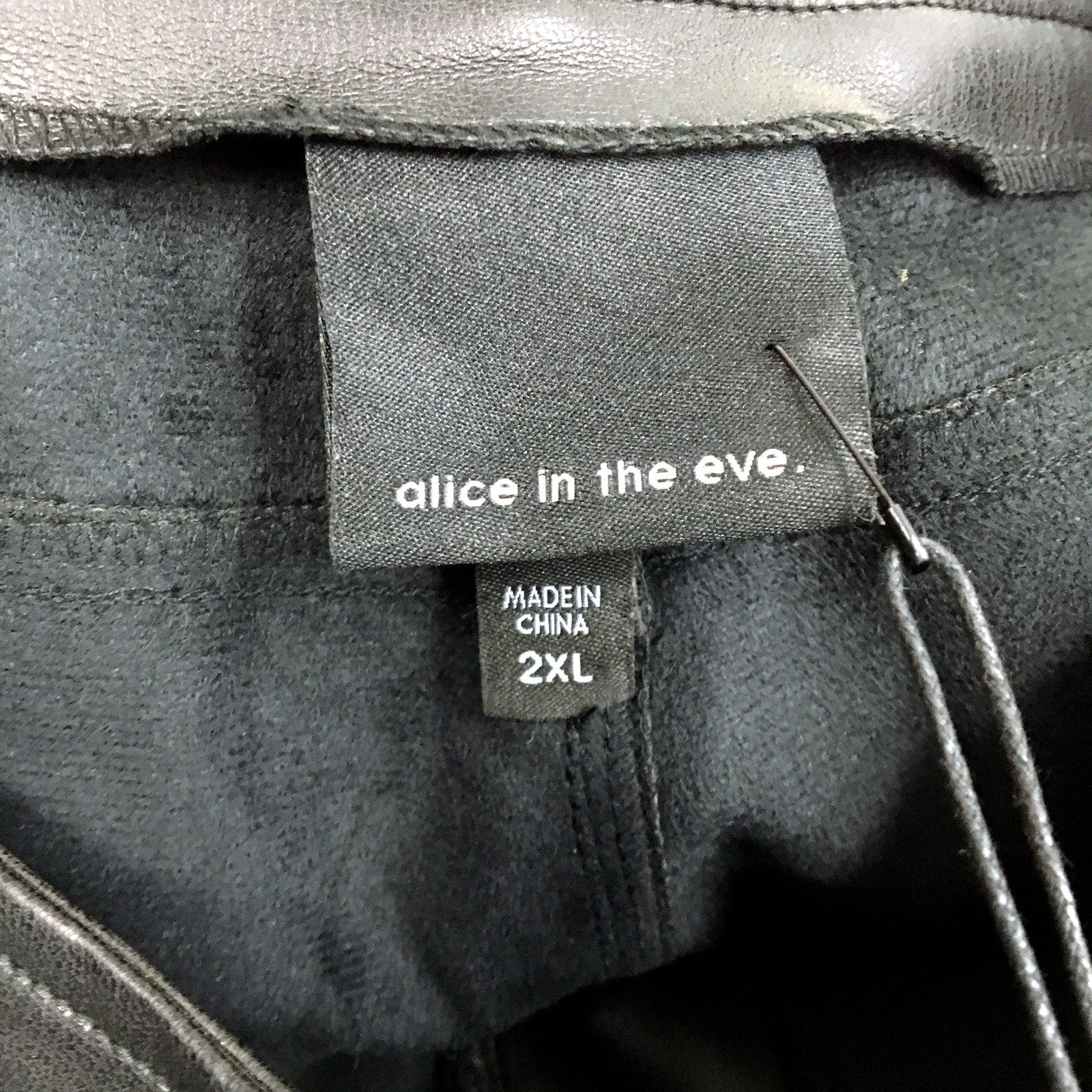 Alice in the eve. Womens Polyurethane Pants High Waisted Pleated Black Size 2XL NEW - Image 6