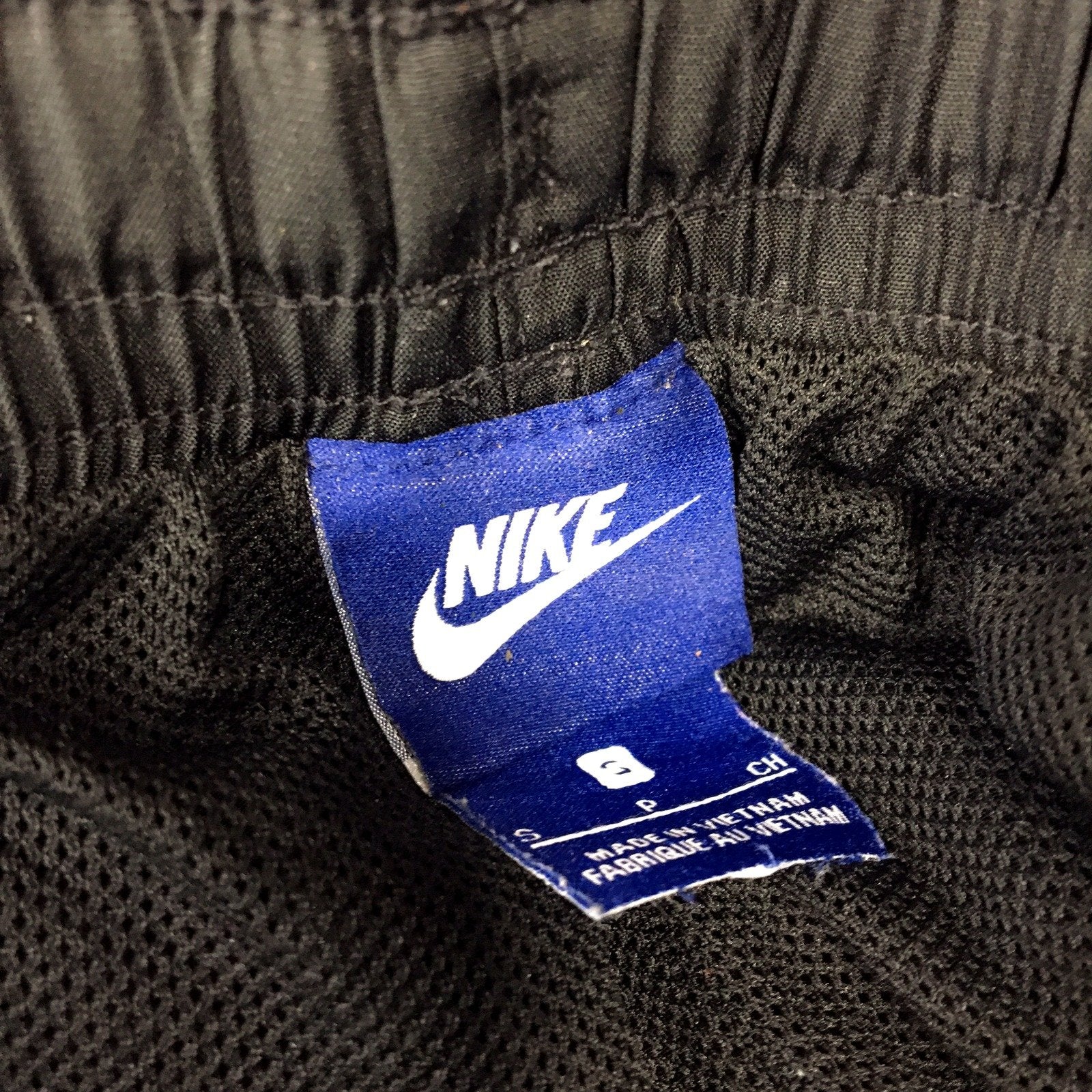 Nike Unisex Black Sweatpants - Soft, Comfortable Activewear for Men & Women - Image 5