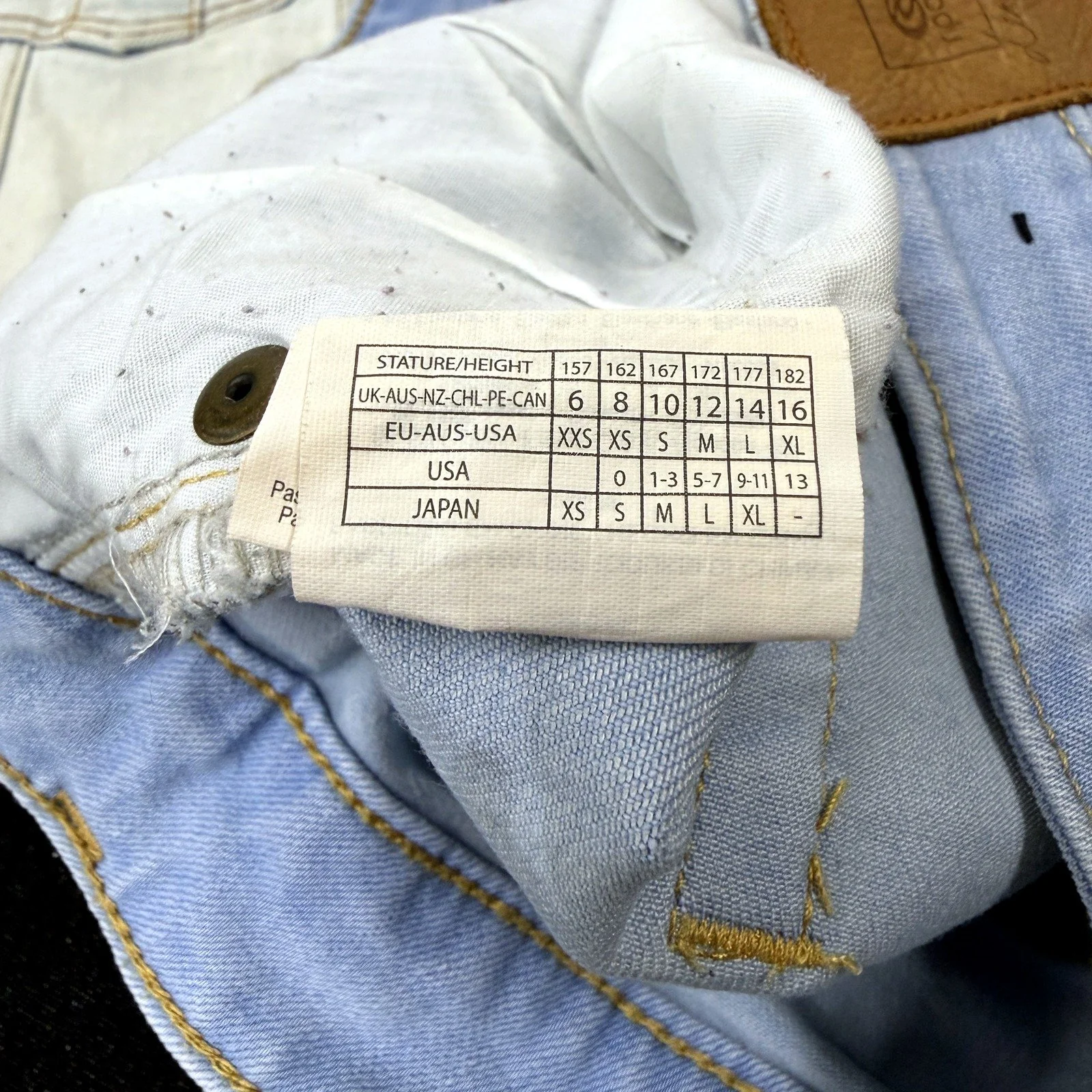 Rip Curl Womens Light Blue Denim Skirt for Casual Wear, Size 8 - Image 3
