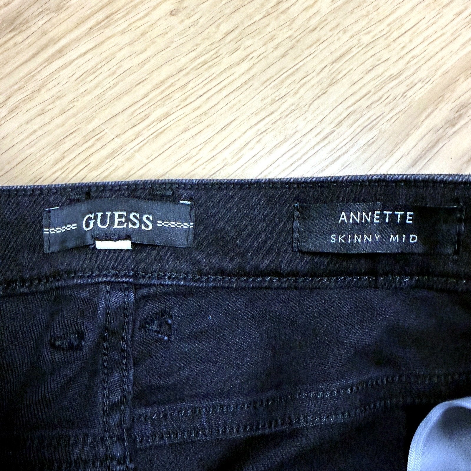 Guess Womens Skinny Mid Rise Black Cotton Denim Jeans Size 28 NEW - Image 5