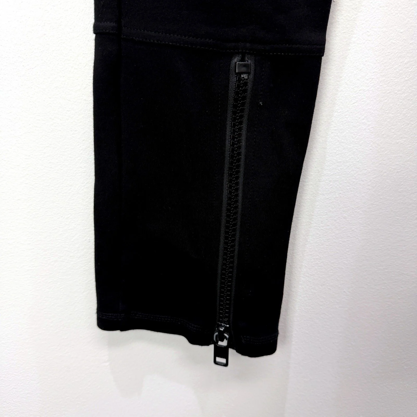 Diesel Womens Black Skinny Stretch Pants Rayon Viscose Nylon Size 26 - Image 3