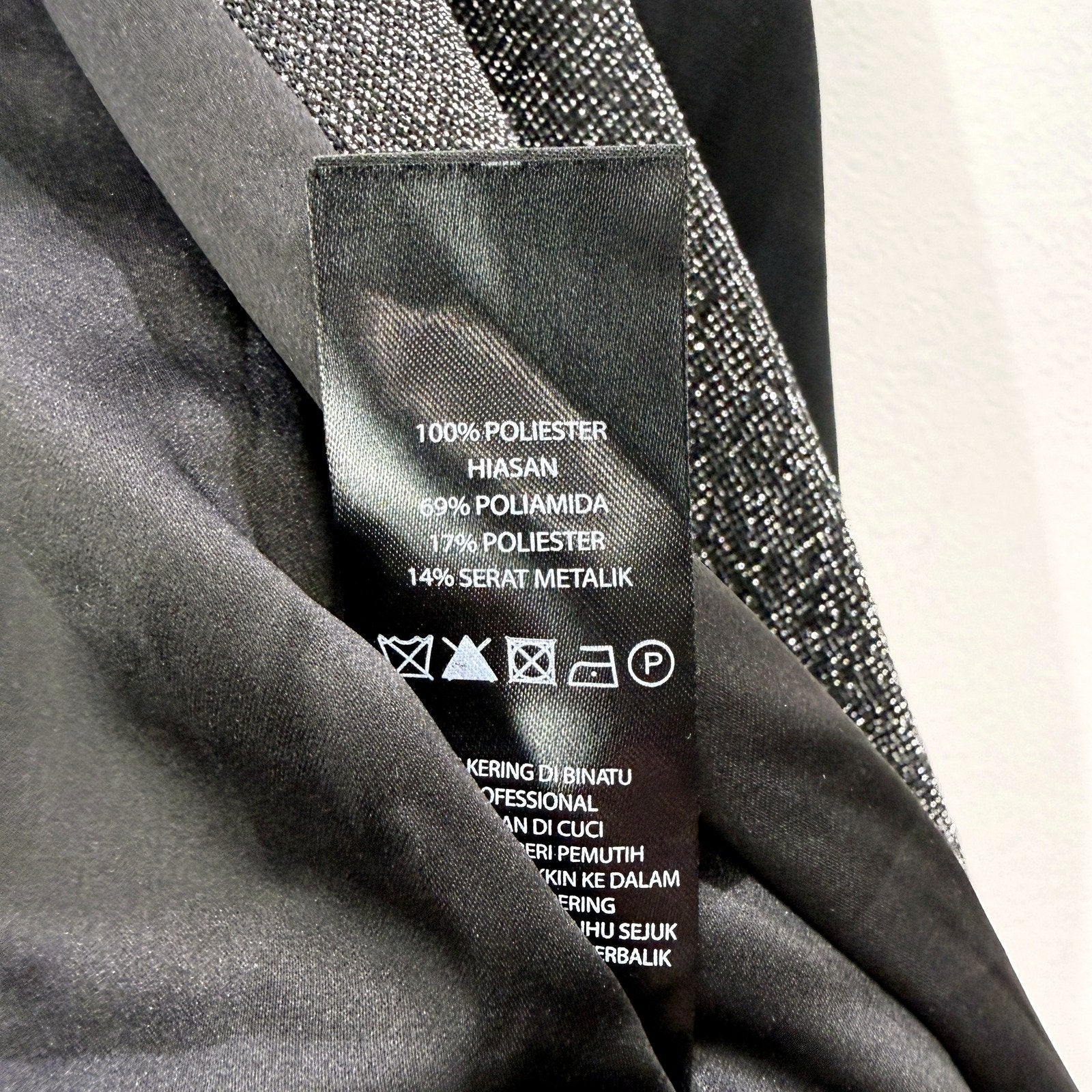 Forever New Womens Metallic Structured Blazer in Black, Size 12 - Image 3