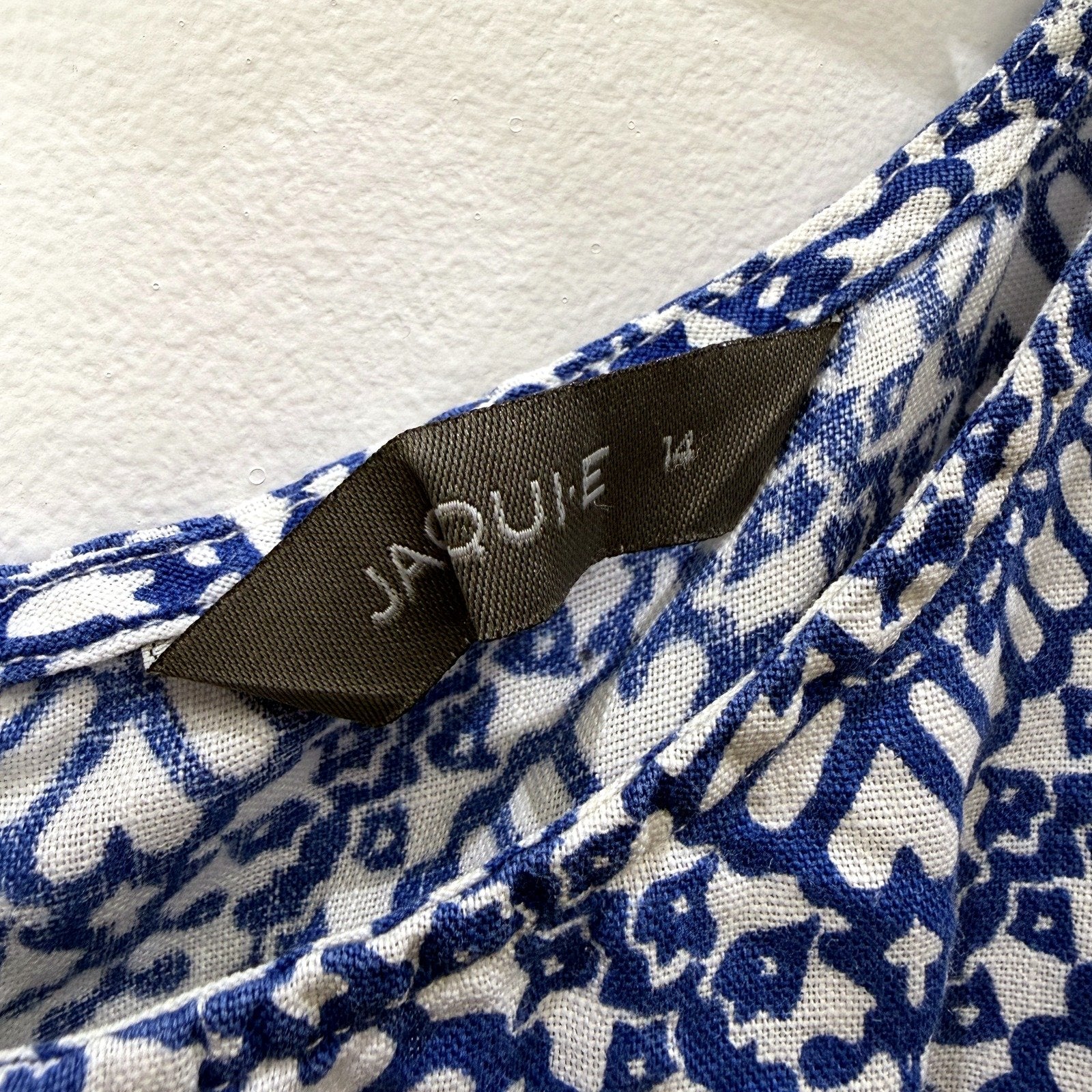 Jacquie Womens Floral Linen Summer Dress in Blue and White Sz 14 - Image 4