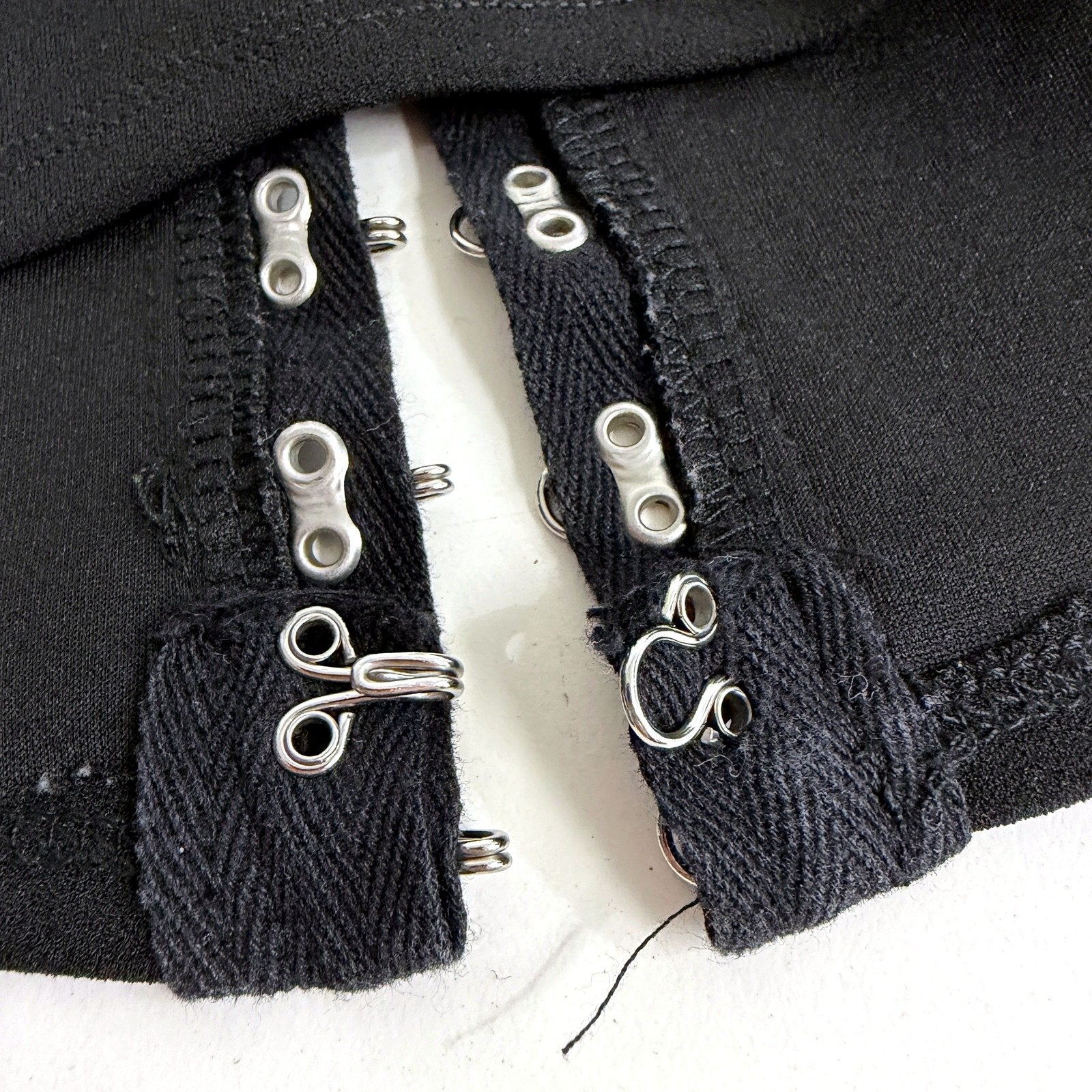 Look Womens Puff Sleeve Crop Top in Black, Size 12 - Image 3