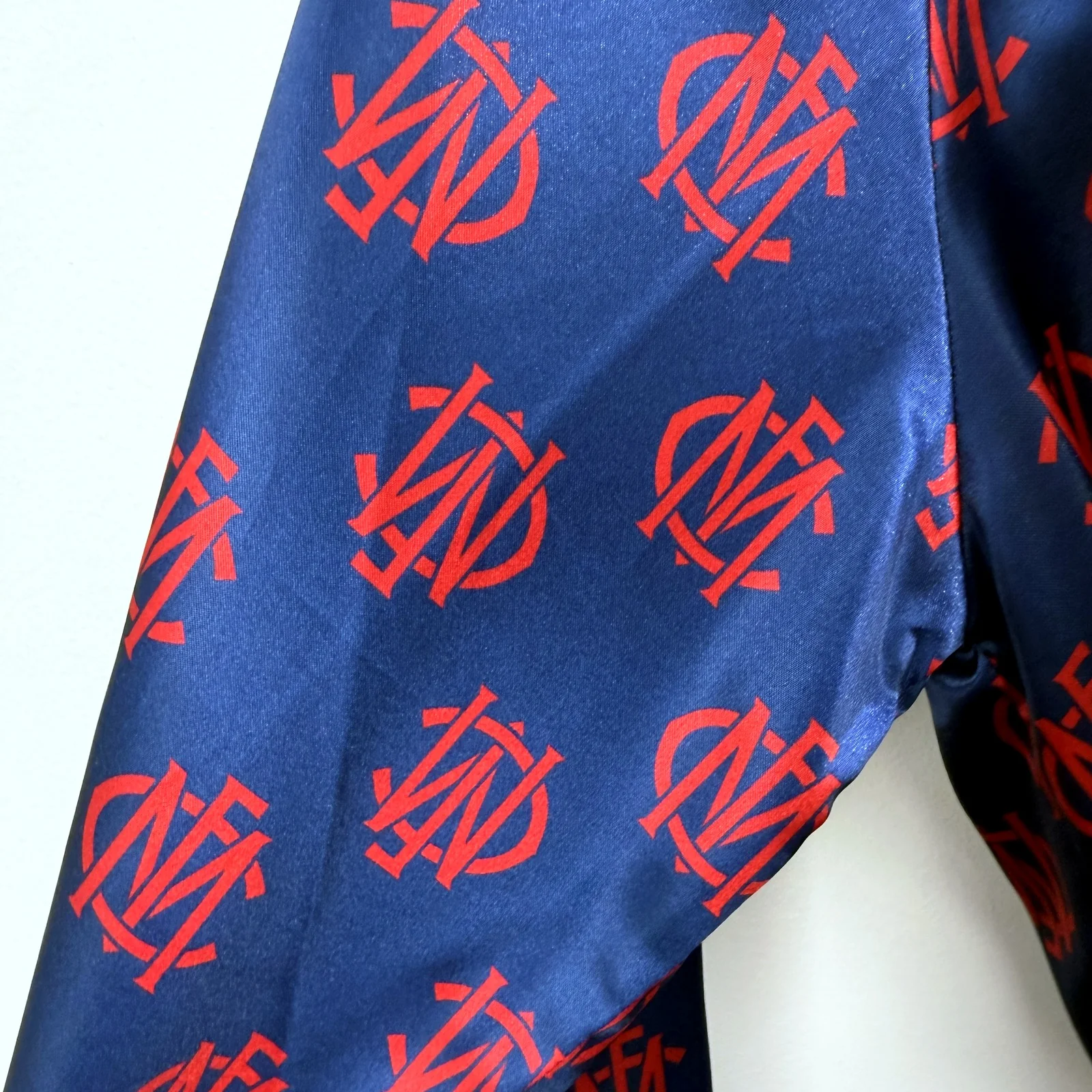 AFL Mens Navy Blue and Red Dressing Robe Loungewear, Large/X-Large Size L/XL - Image 3