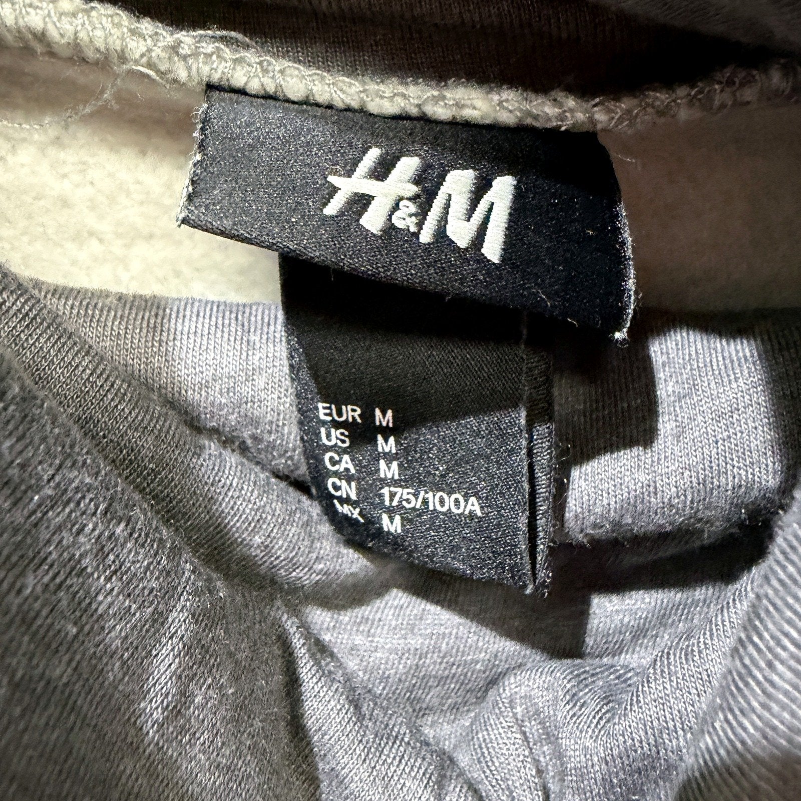 H&M Womens Gray Pullover Sweatshirt Comfortable Casual Relaxed Fit Size M - Image 4
