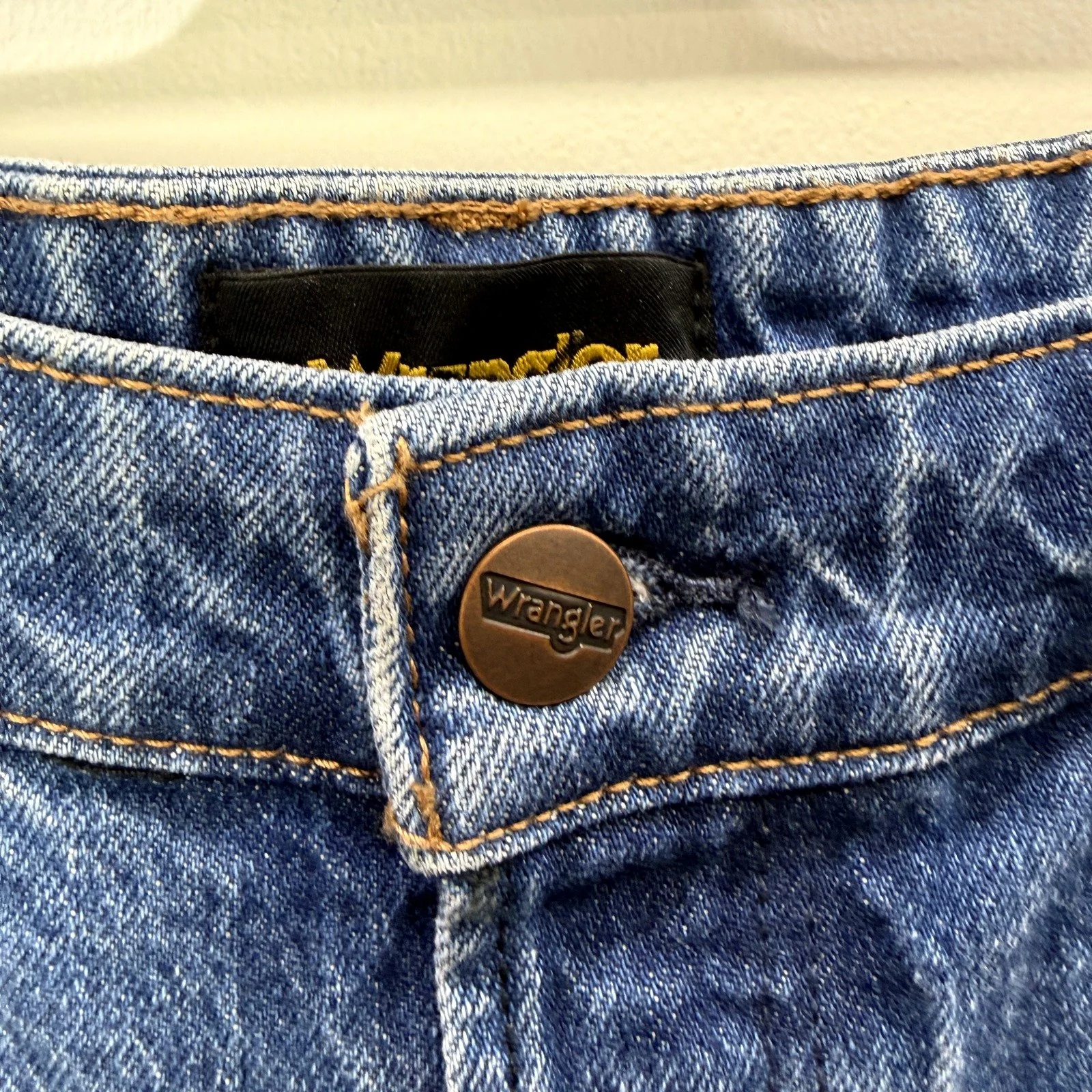 Wrangler Womens Straight Leg Blue Denim Jeans for Size 32 NEW - Image 4