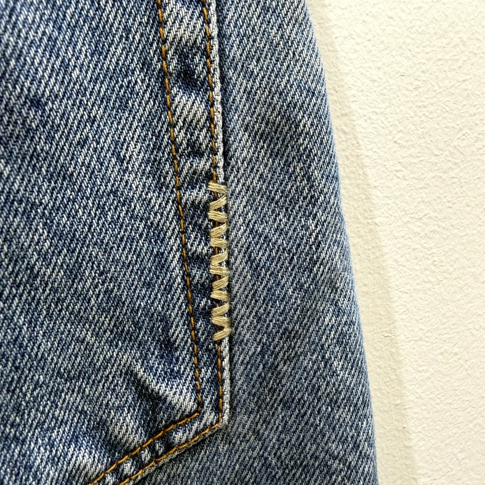 Neuw Womens Straight Leg Jeans Recycled Cotton High Waisted Blue Size 26 NEW - Image 3