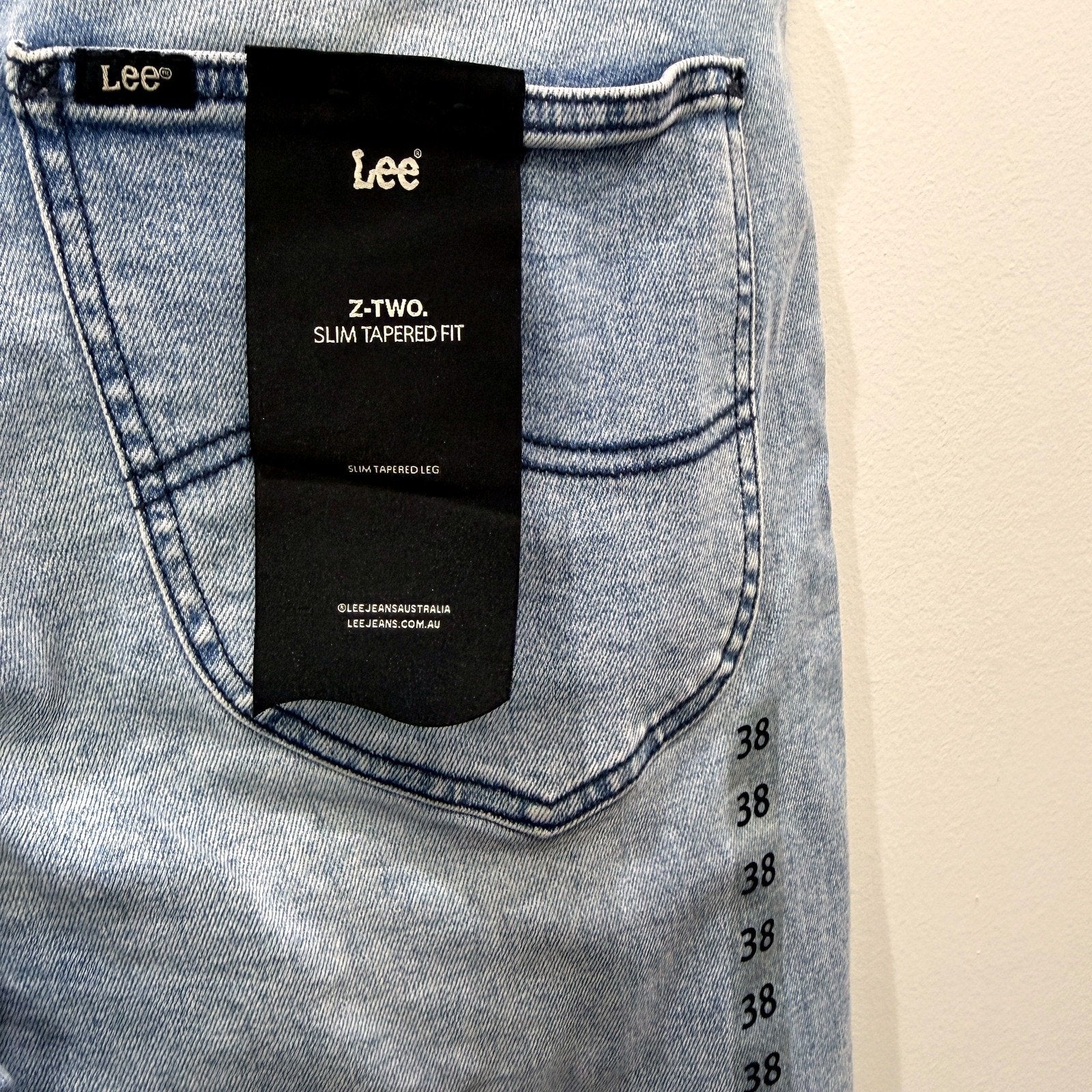 Lee Mens Slim Tapered Fit Daystone Blue Jeans, Size 38 NEW - Image 4