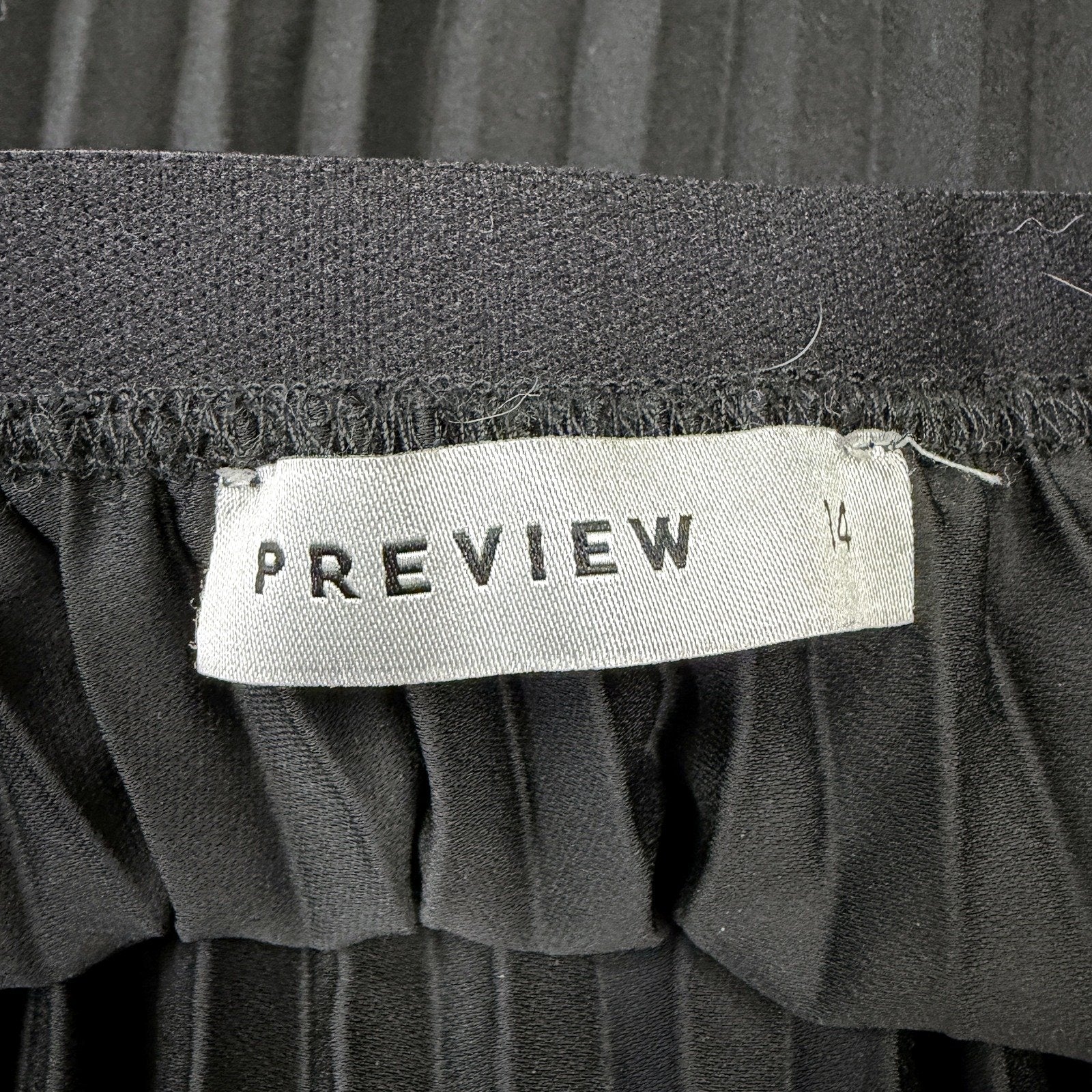 Preview Womens Pleated Midi Skirt in Black and Pink for Size 14 - Image 4