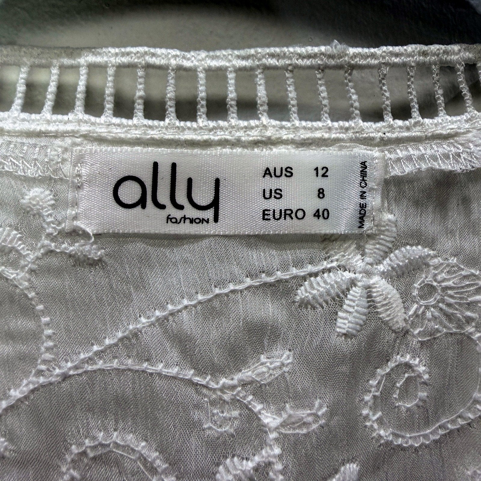 Ally Fashion Womens Lace Crop Top Puff Sleeve Floral Blouse White Size 12 - Image 6