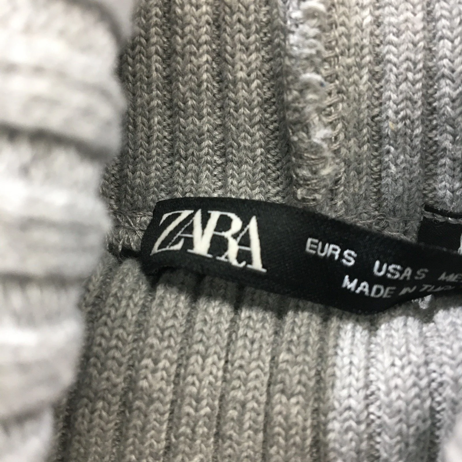 Zara Sleeveless Turtleneck Pullover Sweater Soft Comfortable Gray Size Small - Image 3