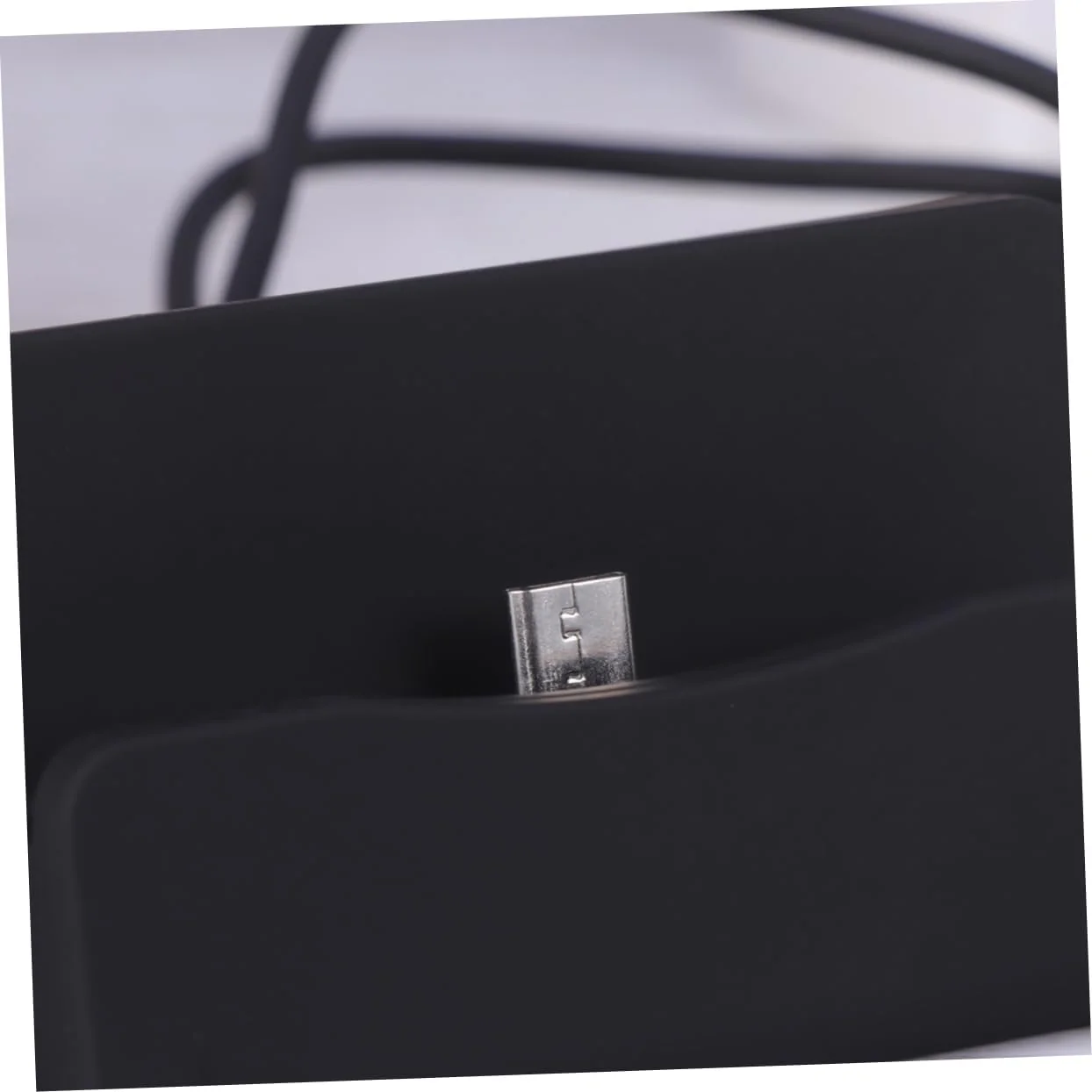 Uonlytech Fast Mains Chargers Charging Dock with Built-in USB Cable DEMO - Image 4